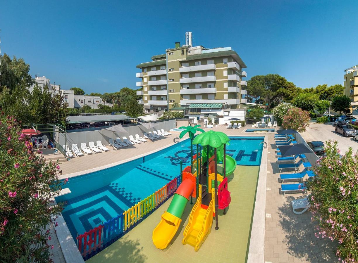 Hotel Smeraldo Giulianova Luaran gambar