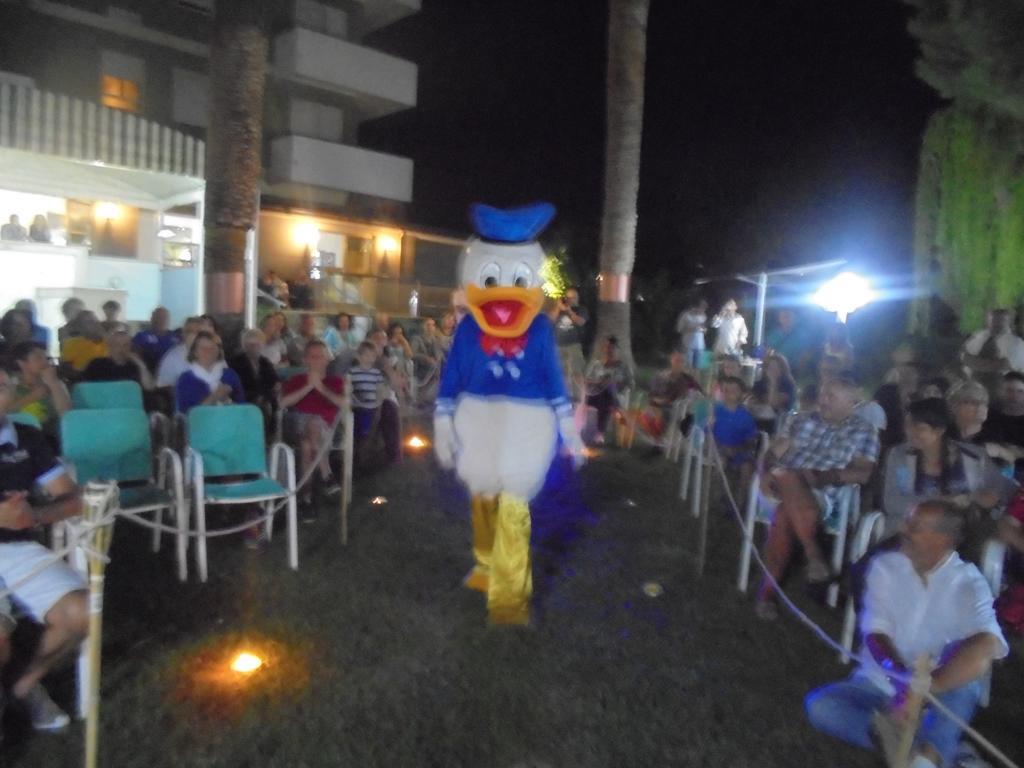 Hotel Smeraldo Giulianova Luaran gambar