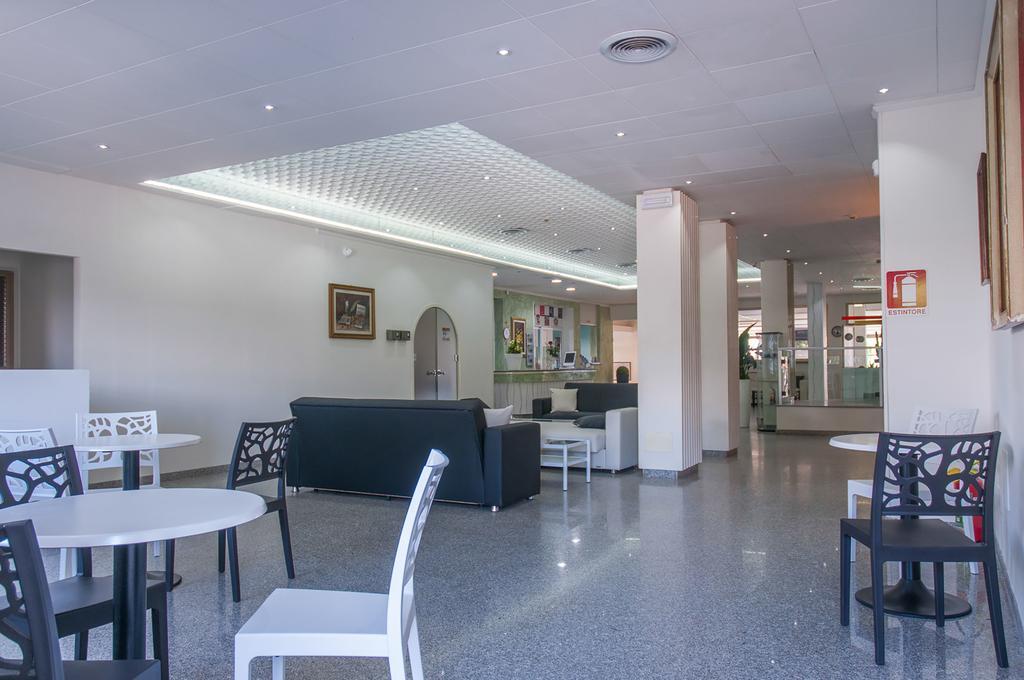 Hotel Smeraldo Giulianova Luaran gambar